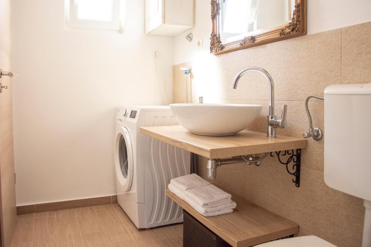 Holiday House By The Sea Vigo Zadar Ngoại thất bức ảnh